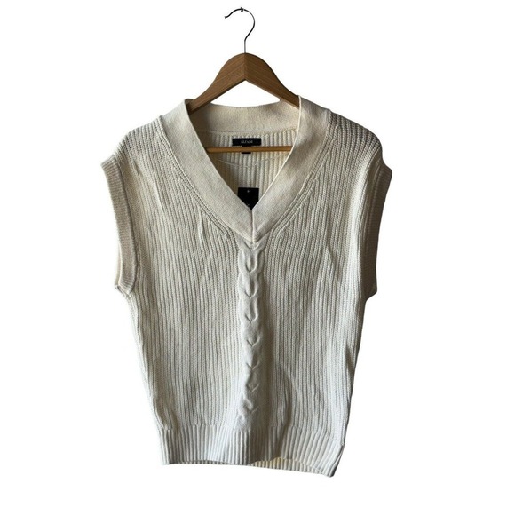 Alfani Size XS Cream Short Cap Sleeve V-Neck Sweater Vest - New - Picture 1 of 7